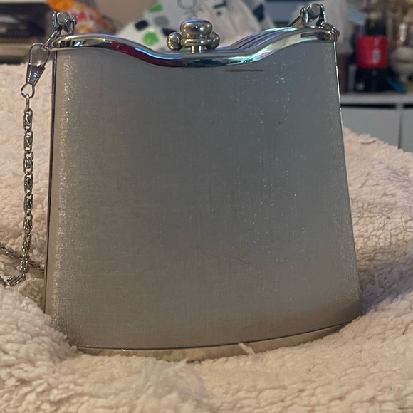 Handbags - Silver evening bag with chain strap